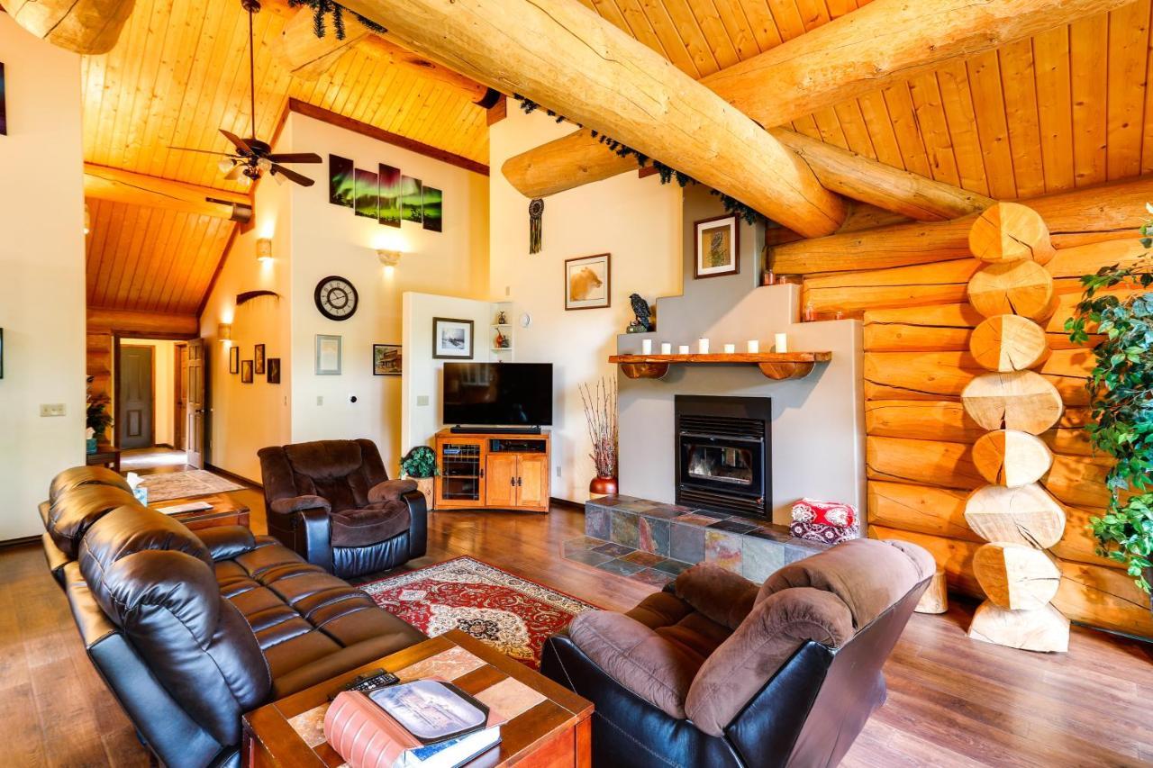 Riverside Log Cabin On-Site Aurora Viewing! North Pole Exterior photo